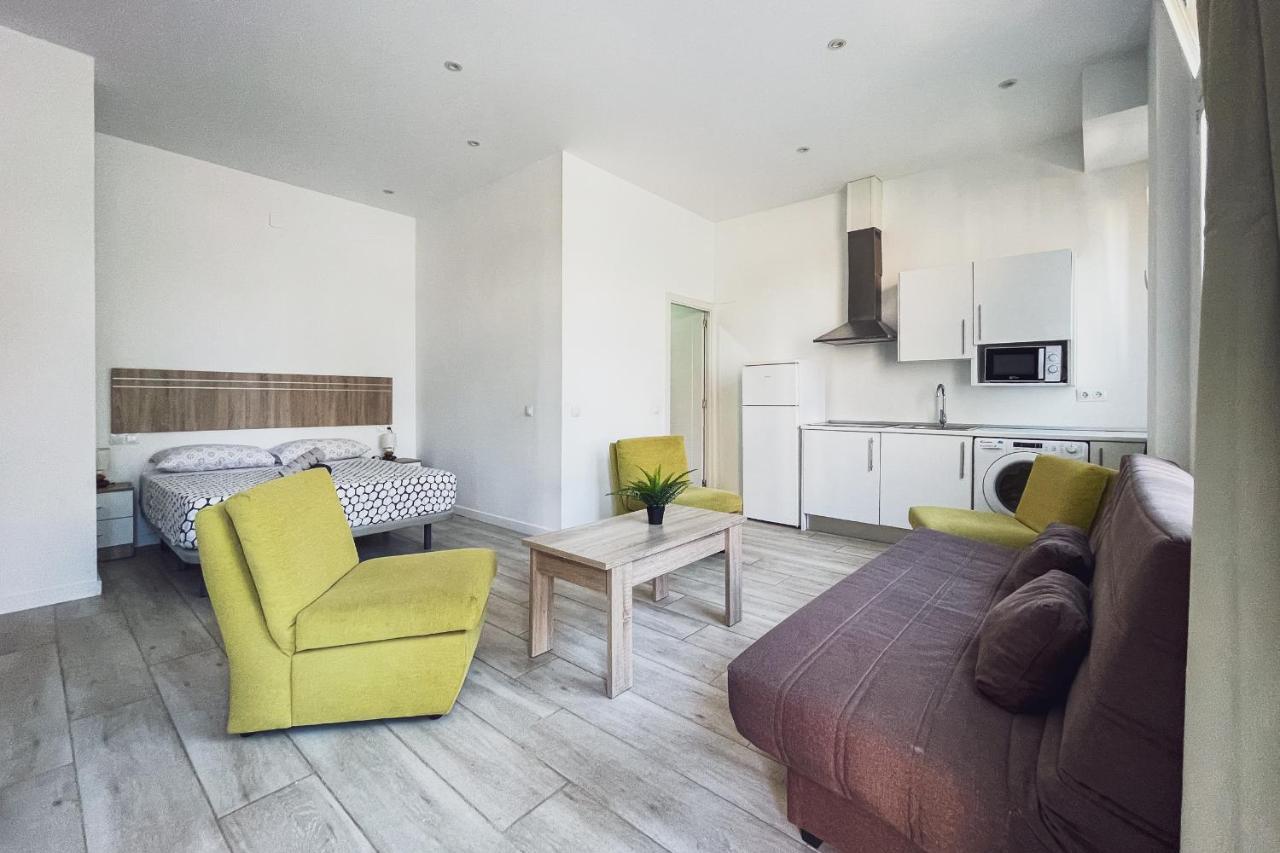 Malaga Velarde Center 3 Lägenhet Exteriör bild